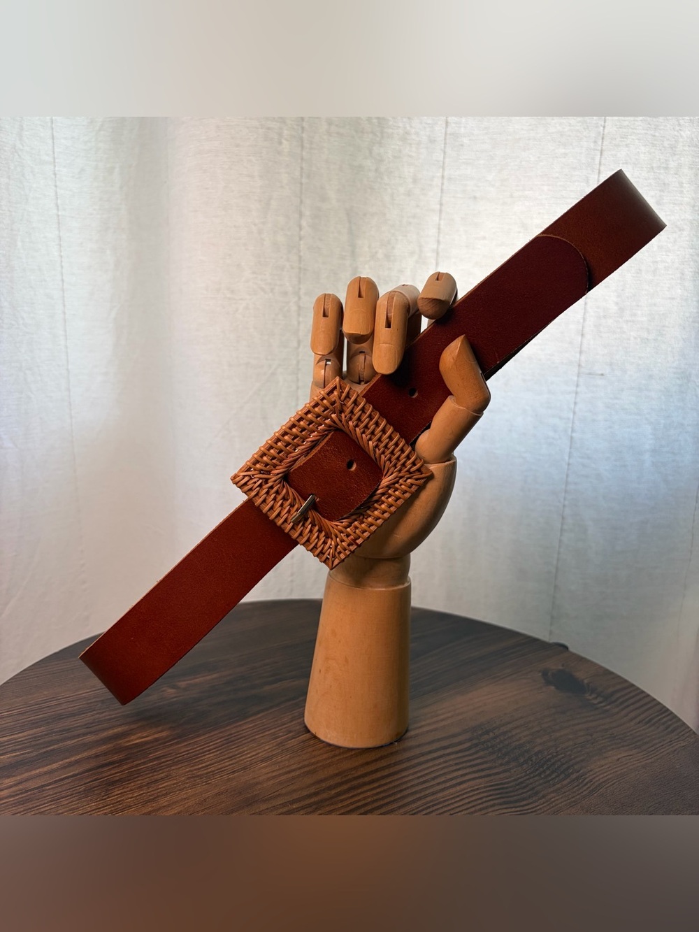 NWT Genuine Leather Belt Rattan Woven Buckle Brown M - Picture 1 of 7